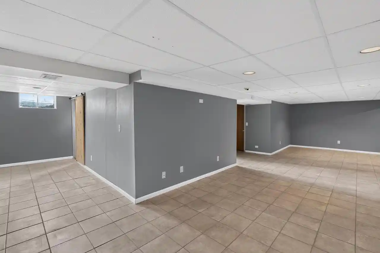 Photo 4 of Single family home for sale at 8451 14th Avenue, Kenosha, WI 53143 | MLS# 1985744 | Listing updated on 2026-10-22
