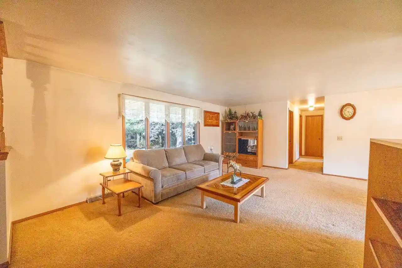 Photo 2 of Single family home for sale at 10515 County Rd M, Suring, WI 54174 | MLS# 50334747 | Listing updated on 2026-10-27