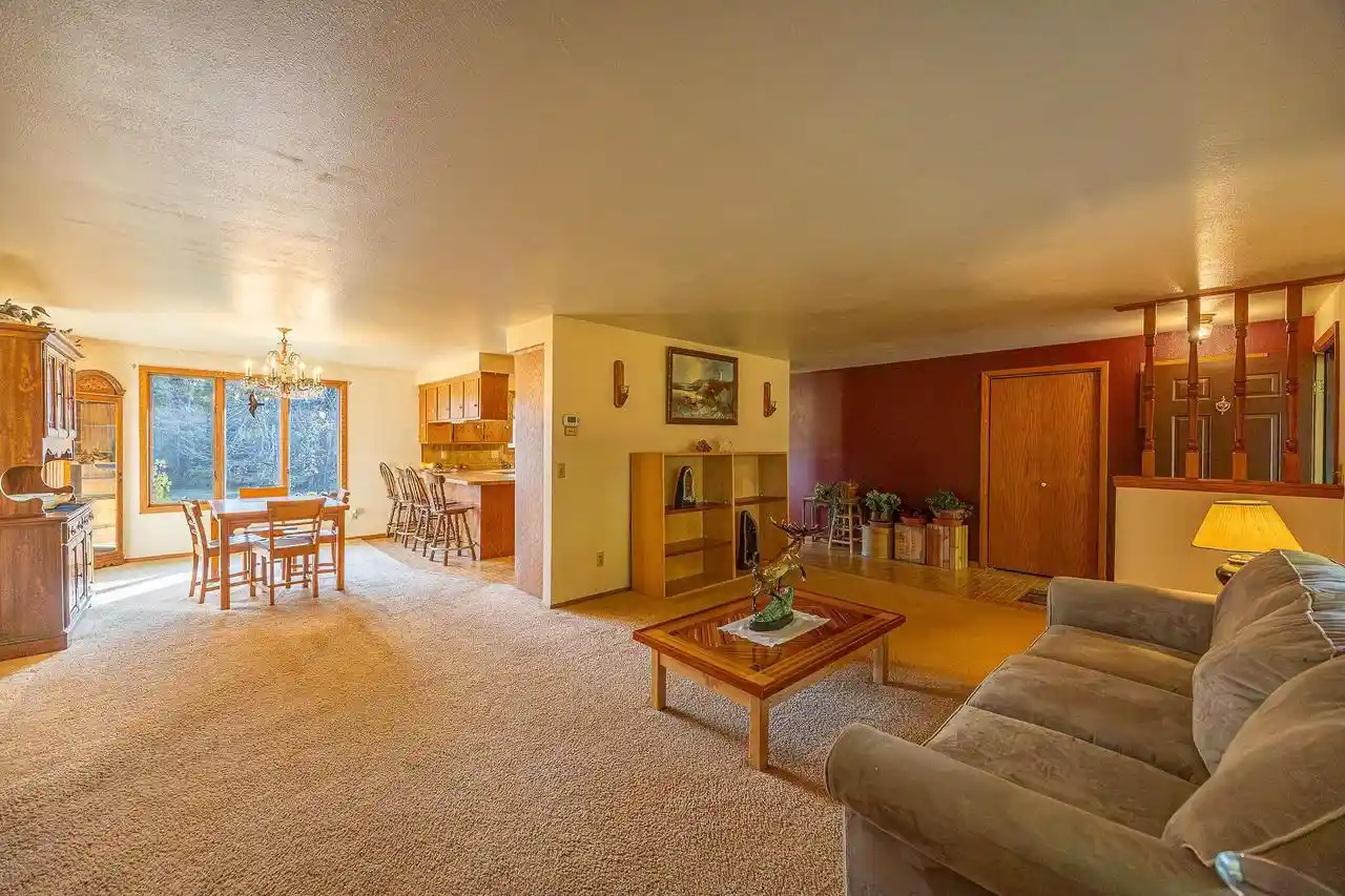 Photo 3 of Single family home for sale at 10515 County Rd M, Suring, WI 54174 | MLS# 50334747 | Listing updated on 2026-10-27