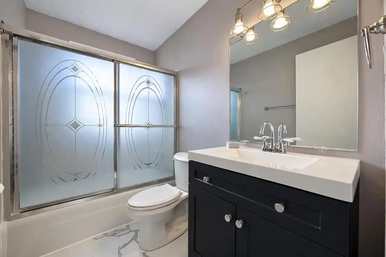 Photo 2 of Single family home for sale at 1938 Mulberry Ln, Green Bay, WI 54304 | MLS# 50334746 | Listing updated on 2026-10-22