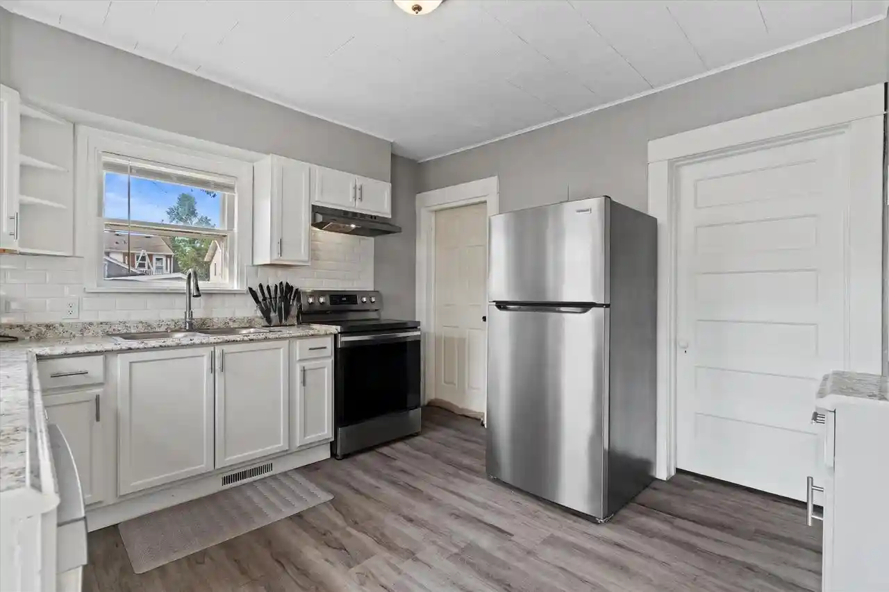 Photo 4 of Single family home for sale at 513 2nd Street, Menasha, WI 54952 | MLS# 50334758 | Listing updated on 2026-10-22