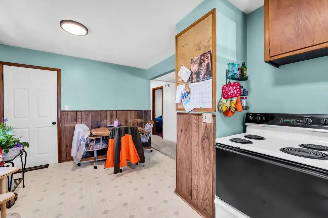 Photo 3 of Single family home for sale at 15401 Spring St, Union Grove, WI 53182 | MLS# 1985758 | Listing updated on 2026-10-23