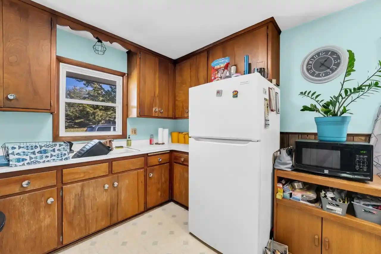 Photo 4 of Single family home for sale at 15401 Spring St, Union Grove, WI 53182 | MLS# 1985758 | Listing updated on 2026-10-23