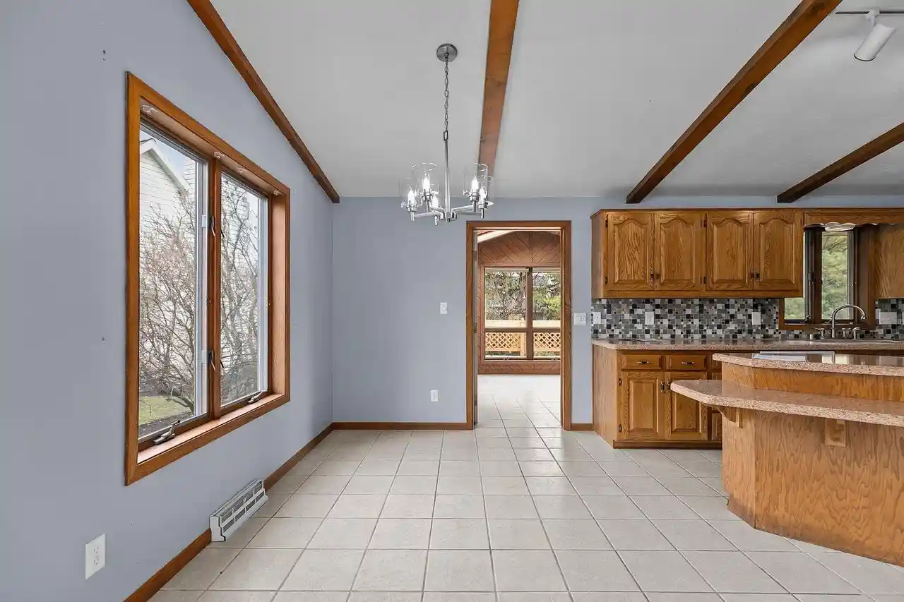 Photo 3 of Single family home for sale at 634 E Walnut Pl, Sturgeon Bay, WI 54235 | MLS# 50334760 | Listing updated on 2026-10-22