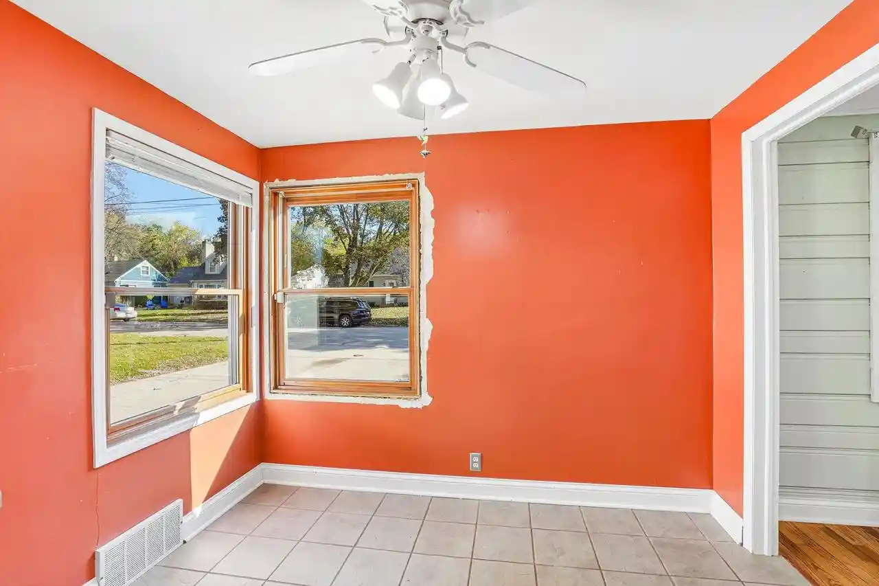 Photo 4 of Single family home for sale at 4605 Schofield St, Monona, WI 53716 | MLS# 2035156 | Listing updated on 2026-10-22