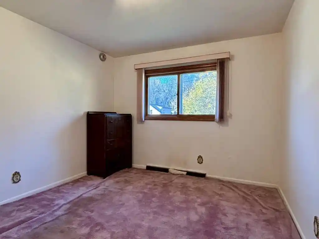 Photo 3 of Single family home for sale at 1413 Swanee Ave, Wausau, WI 54403 | MLS# 22605267 | Listing updated on 2026-10-22
