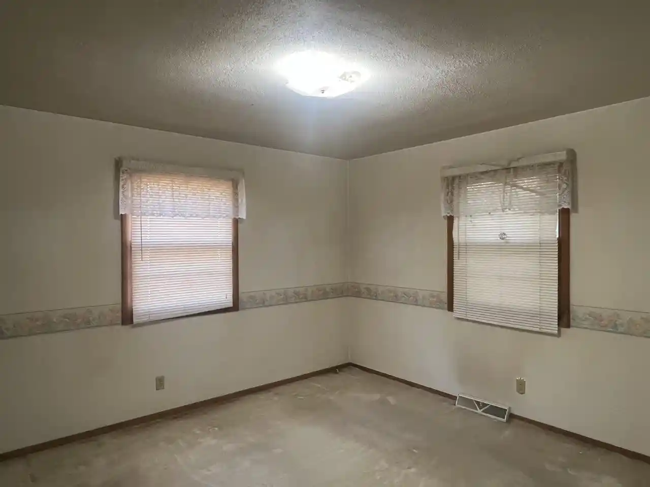 Photo 2 of Single family home for sale at 4618 Fuller St, Weston, WI 54476 | MLS# 22605268 | Listing updated on 2026-10-26