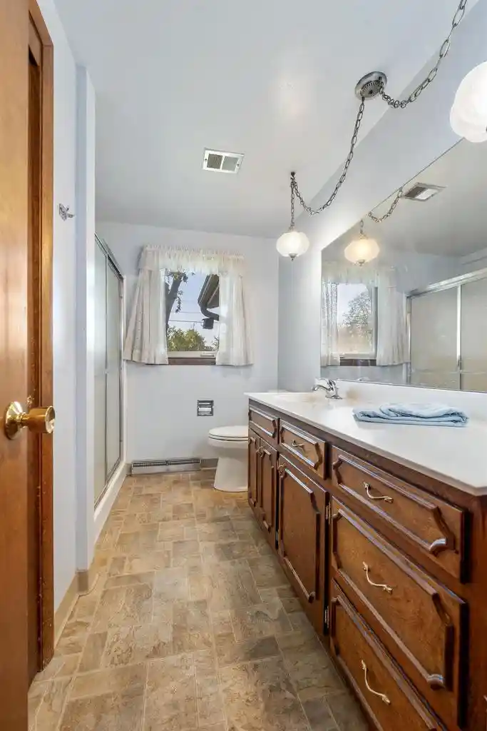 Photo 1 of Single family home for sale at 1393 Russell St, Green Bay, WI 54304 | MLS# 50334769 | Listing updated on 2026-10-22