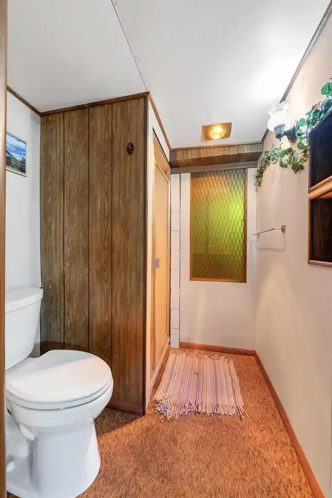 Photo 4 of Single family home for sale at 1393 Russell St, Green Bay, WI 54304 | MLS# 50334769 | Listing updated on 2026-10-22