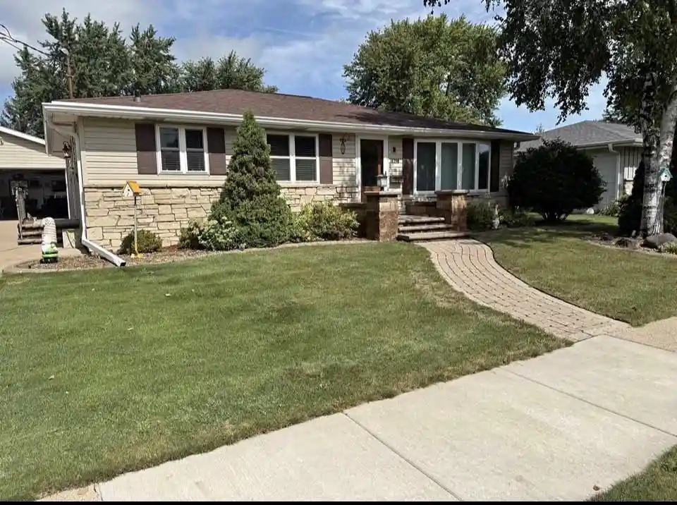 Photo 1 of Single family home for sale at 1218 Coolidge Ave, Little Chute, WI 54140 | MLS# 50334774 | Listing updated on 2026-10-22