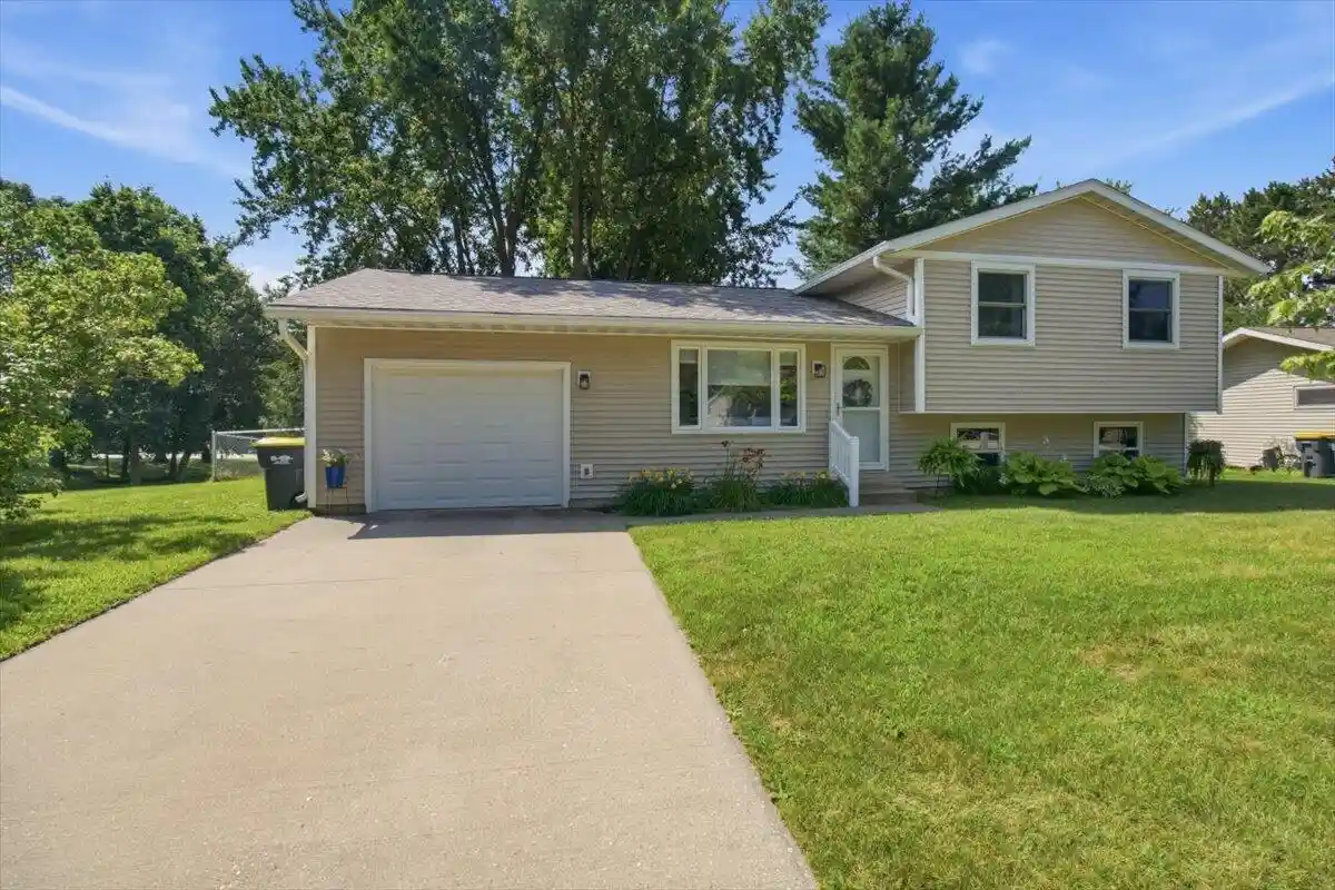 Single family home for sale at 508 Evergreen Dr, Holmen, WI 54636 | MLS# 1985791