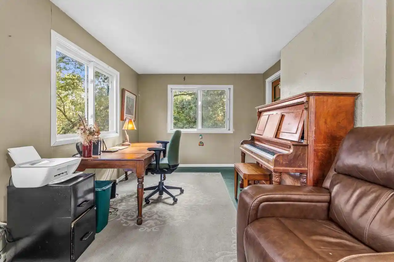 Photo 4 of Single family home for sale at 5801 Old Sauk Rd, Madison, WI 53705 | MLS# 2035164 | Listing updated on 2026-10-22