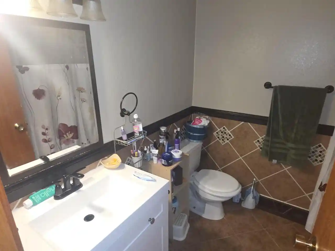 Photo 4 of Multi family home for sale at 1214 Hamilton St, Racine, WI 53404 | MLS# 1985801 | Listing updated on 2026-10-22