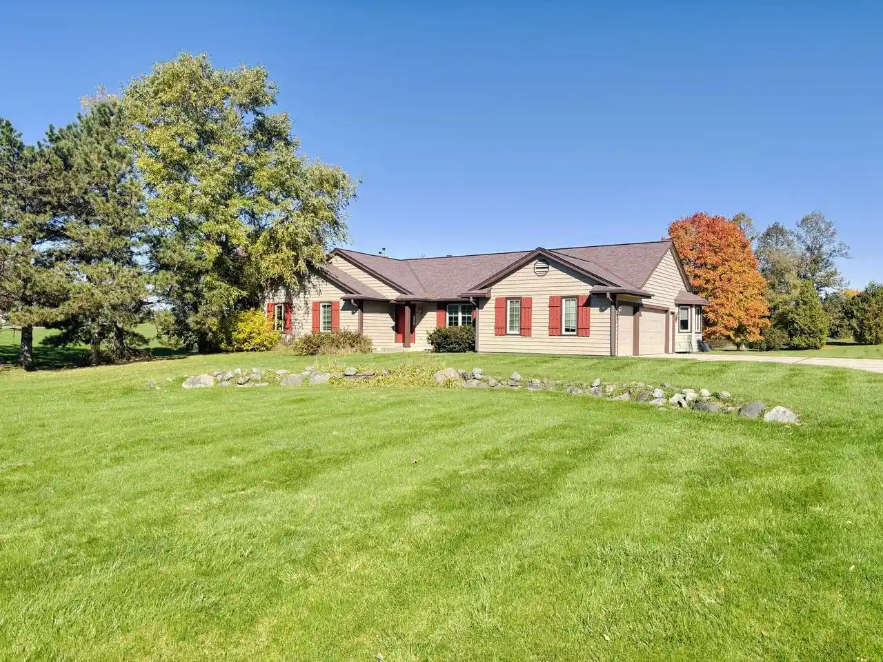 Single family home for sale at 750 Century Ct, Slinger, WI 53086 | MLS# 1985798