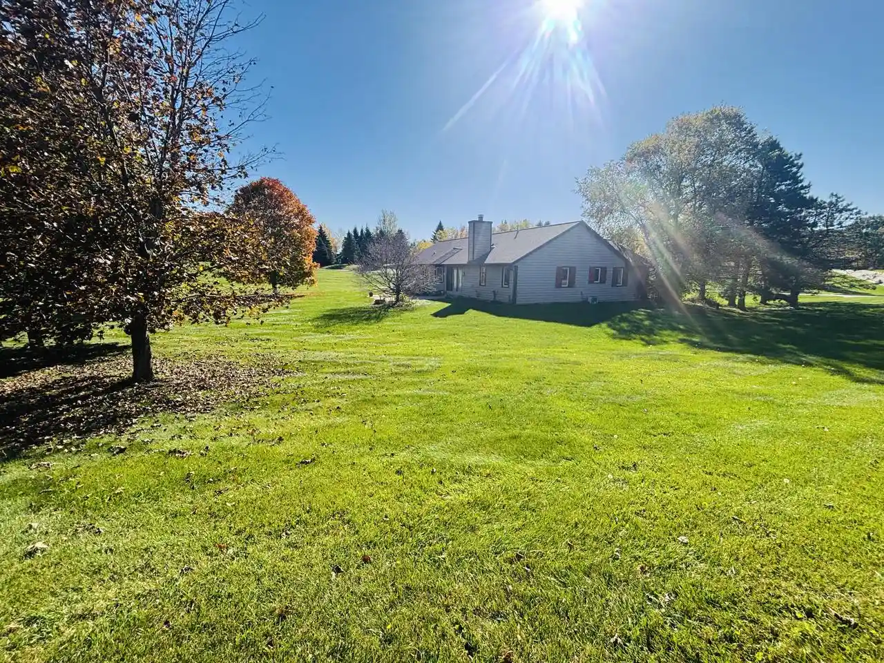 Photo 1 of Single family home for sale at 750 Century Ct, Slinger, WI 53086 | MLS# 1985798 | Listing updated on 2026-10-23