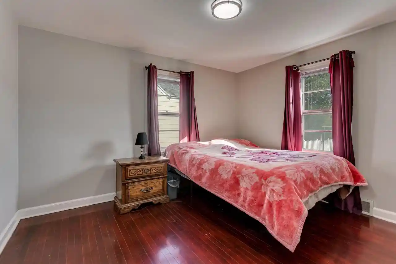 Photo 3 of Single family home for sale at 823 Martin St, Menasha, WI 54952 | MLS# 50334786 | Listing updated on 2026-10-22