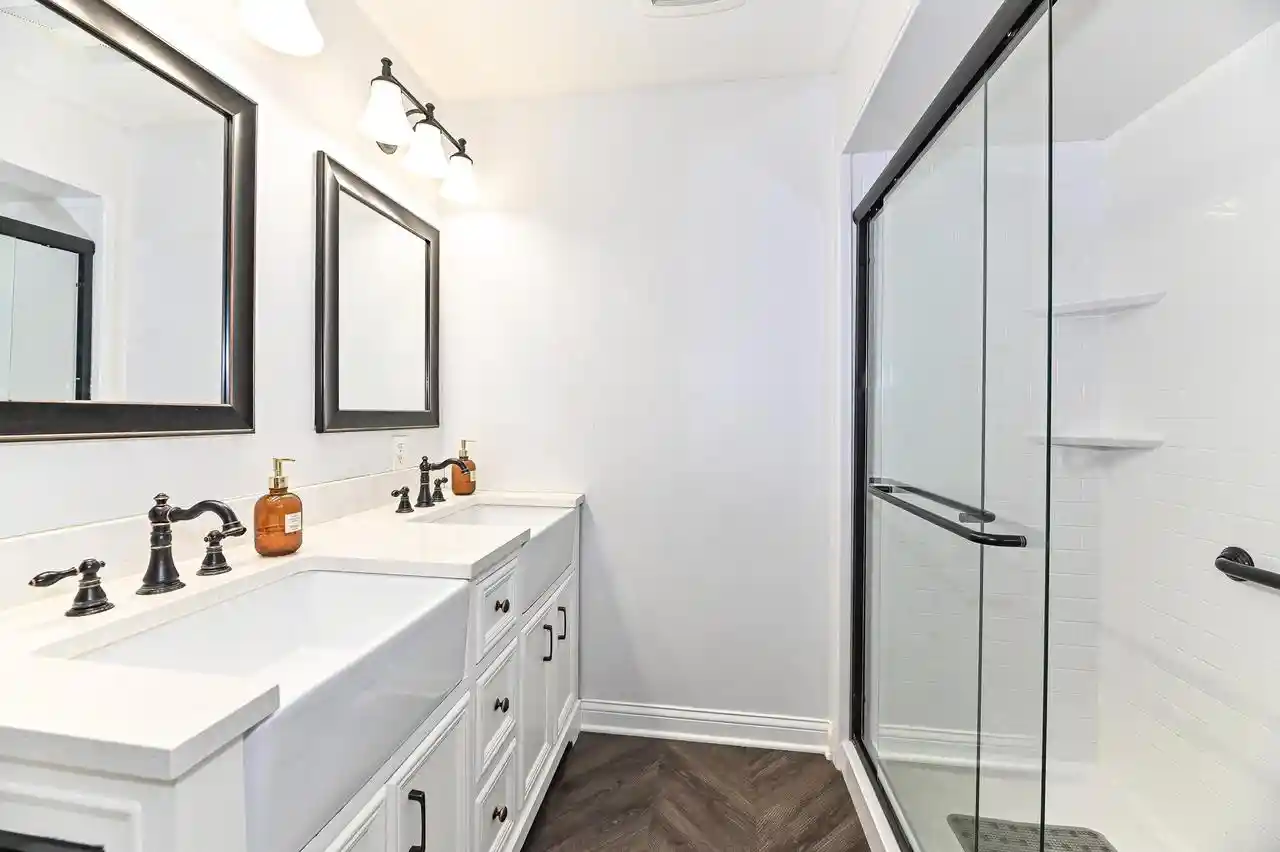 Photo 4 of Single family home for sale at 3419 W Parnell Ave, Milwaukee, WI 53221 | MLS# 1985803 | Listing updated on 2026-10-23