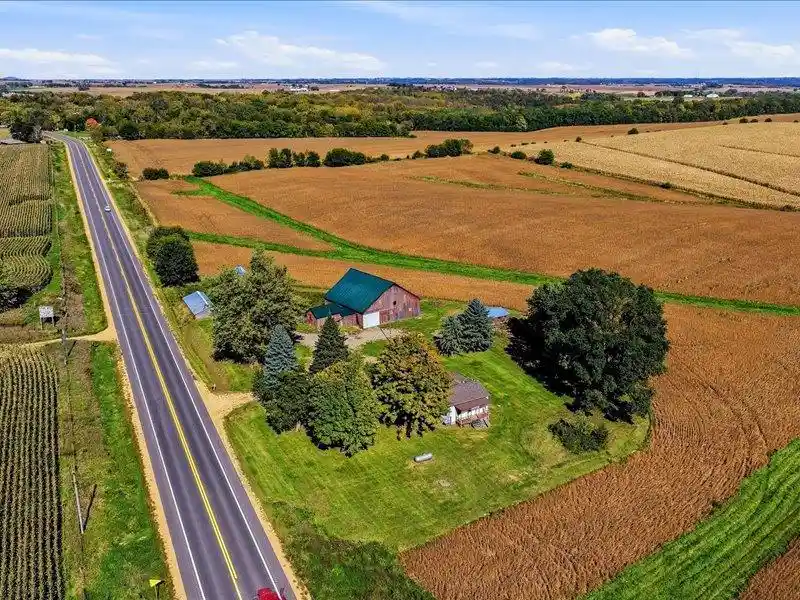 Photo 3 of Single family home for sale at 440 State Rd 80, Hazel Green, WI 53811 | MLS# 2035168 | Listing updated on 2026-10-26