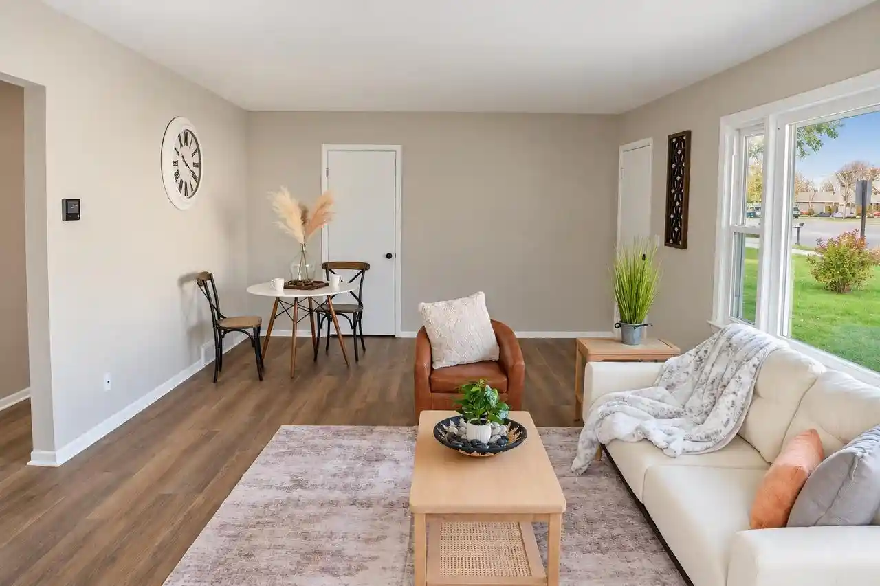Photo 4 of Single family home for sale at 2025 N Lynndale St, Appleton, WI 54914 | MLS# 50334794 | Listing updated on 2026-10-22