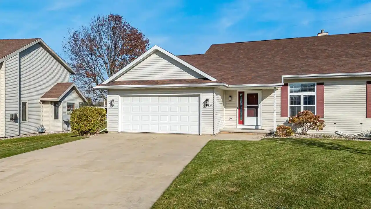 Single family home for sale at N9684 Hopfensperger Rd, Appleton, WI 54915 | MLS# 50334802