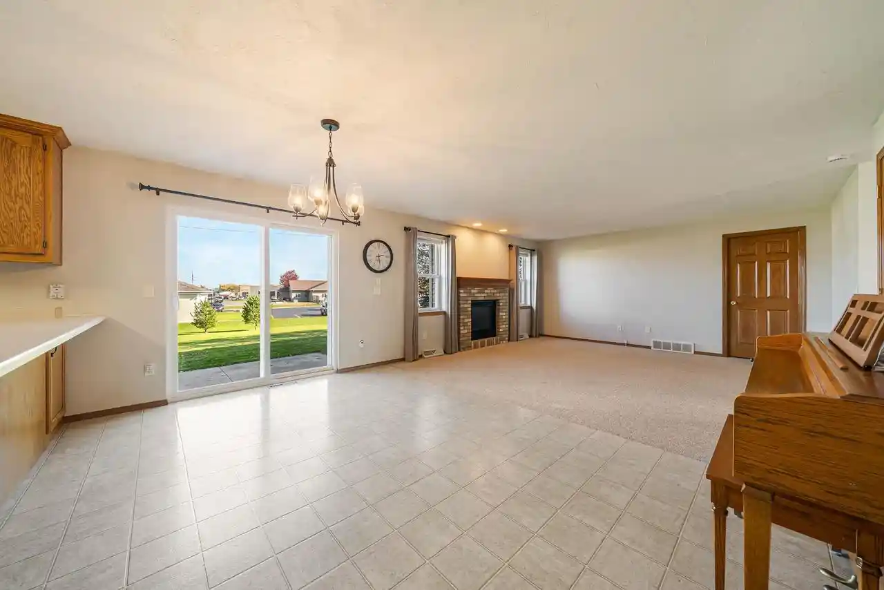 Photo 2 of Single family home for sale at N9684 Hopfensperger Rd, Appleton, WI 54915 | MLS# 50334802 | Listing updated on 2026-10-23