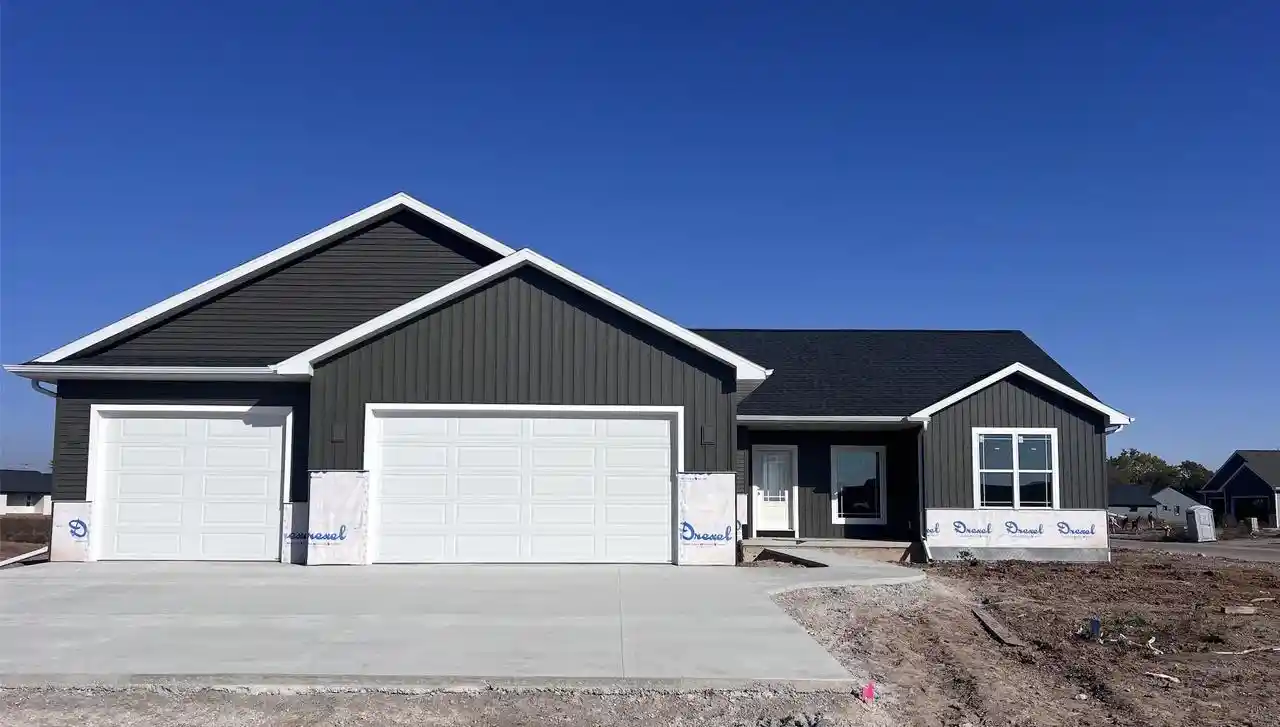 Photo 1 of Single family home for sale at W6899 Mcallister Dr, Greenville, WI 54942 | MLS# 50334714 | Listing updated on 2026-10-23