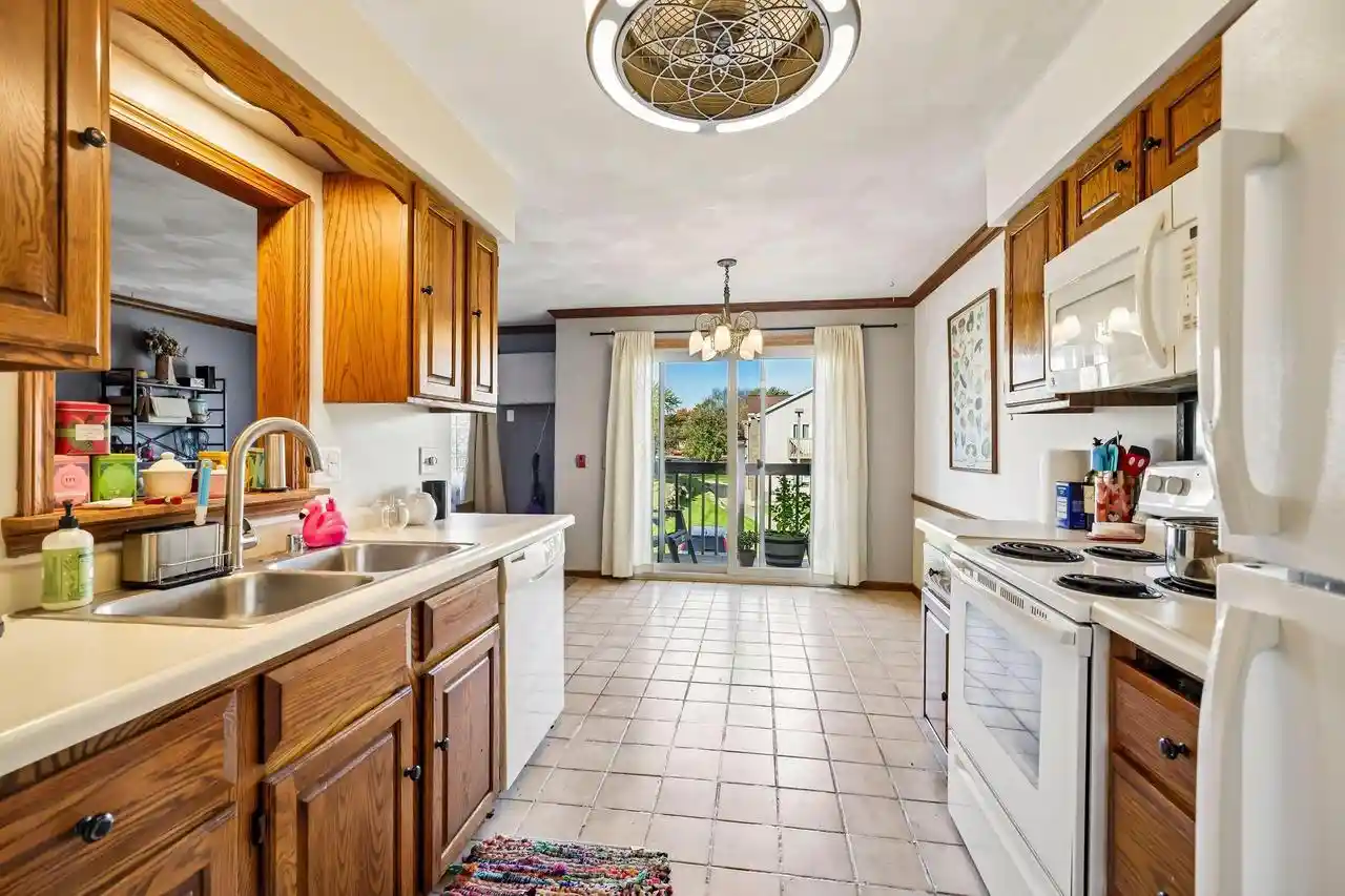 Photo 3 of Condo for sale at 1621 Mckenna Blvd, Madison, WI 53711 | MLS# 2035180 | Listing updated on 2026-10-27