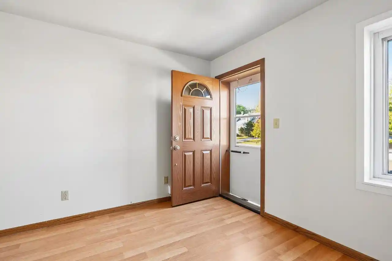 Photo 3 of Single family home for sale at N81w6647 Fair St, Cedarburg, WI 53012 | MLS# 1985826 | Listing updated on 2026-10-25
