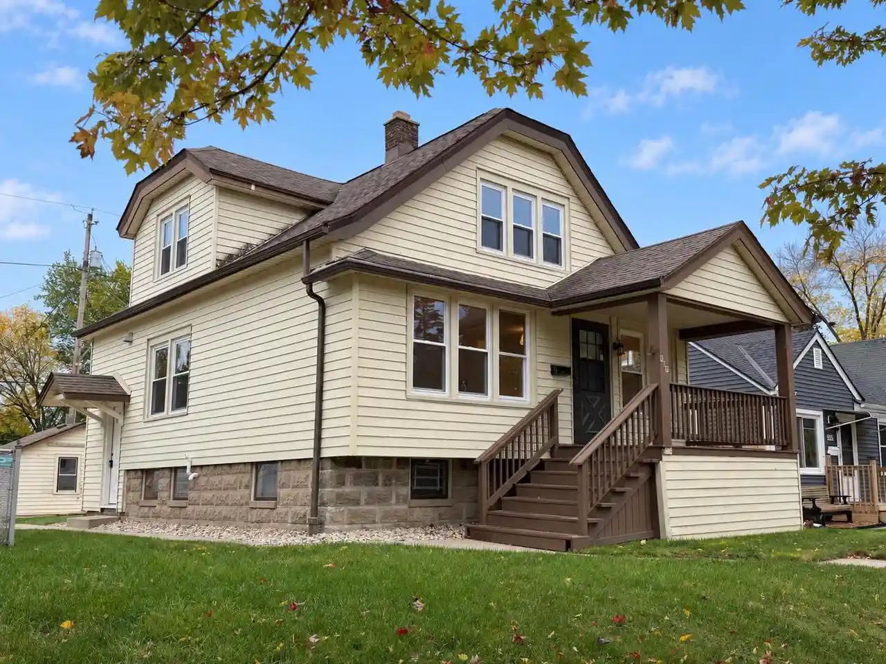 Single family home for sale at 919 E Holt Ave, Milwaukee, WI 53207 | MLS# 1985840
