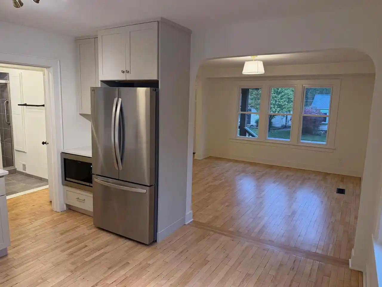 Photo 3 of Single family home for sale at 919 E Holt Ave, Milwaukee, WI 53207 | MLS# 1985840 | Listing updated on 2026-10-22