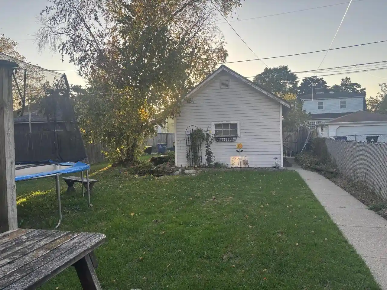 Photo 3 of Single family home for sale at 1624 Flett Ave, Racine, WI 53405 | MLS# 1985871 | Listing updated on 2026-10-22