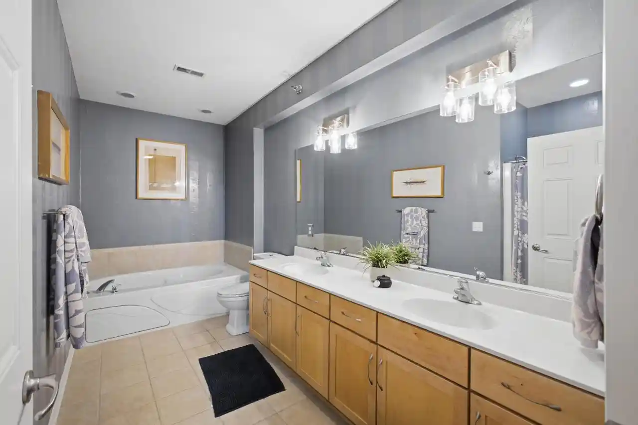 Photo 3 of Condo for sale at 1220 E Locust St #409, Milwaukee, WI 53212 | MLS# 1985911 | Listing updated on 2026-10-29