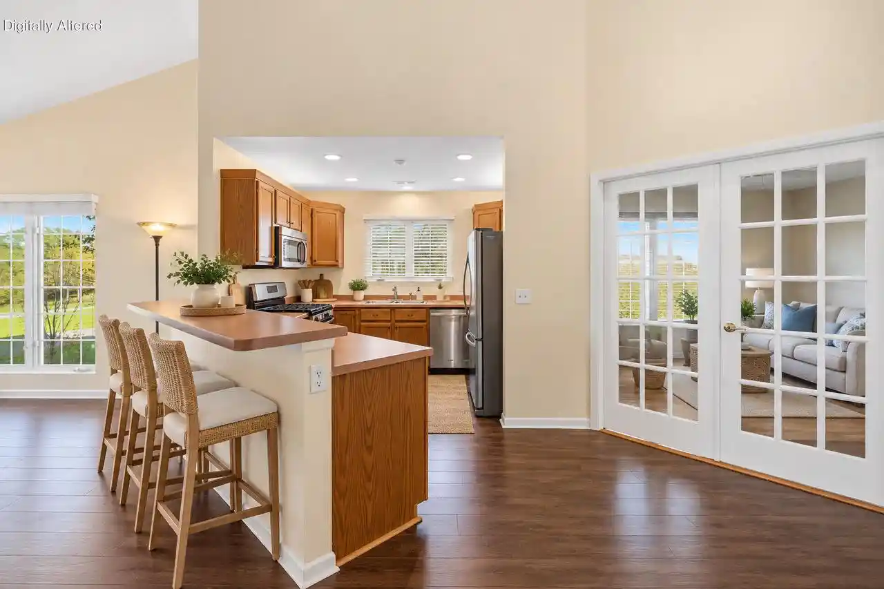 Listing Photo 2 - Condo for sale in building located at 1056 Lakeland Wy, Lake Geneva, WI 53147 - Unit #9-59