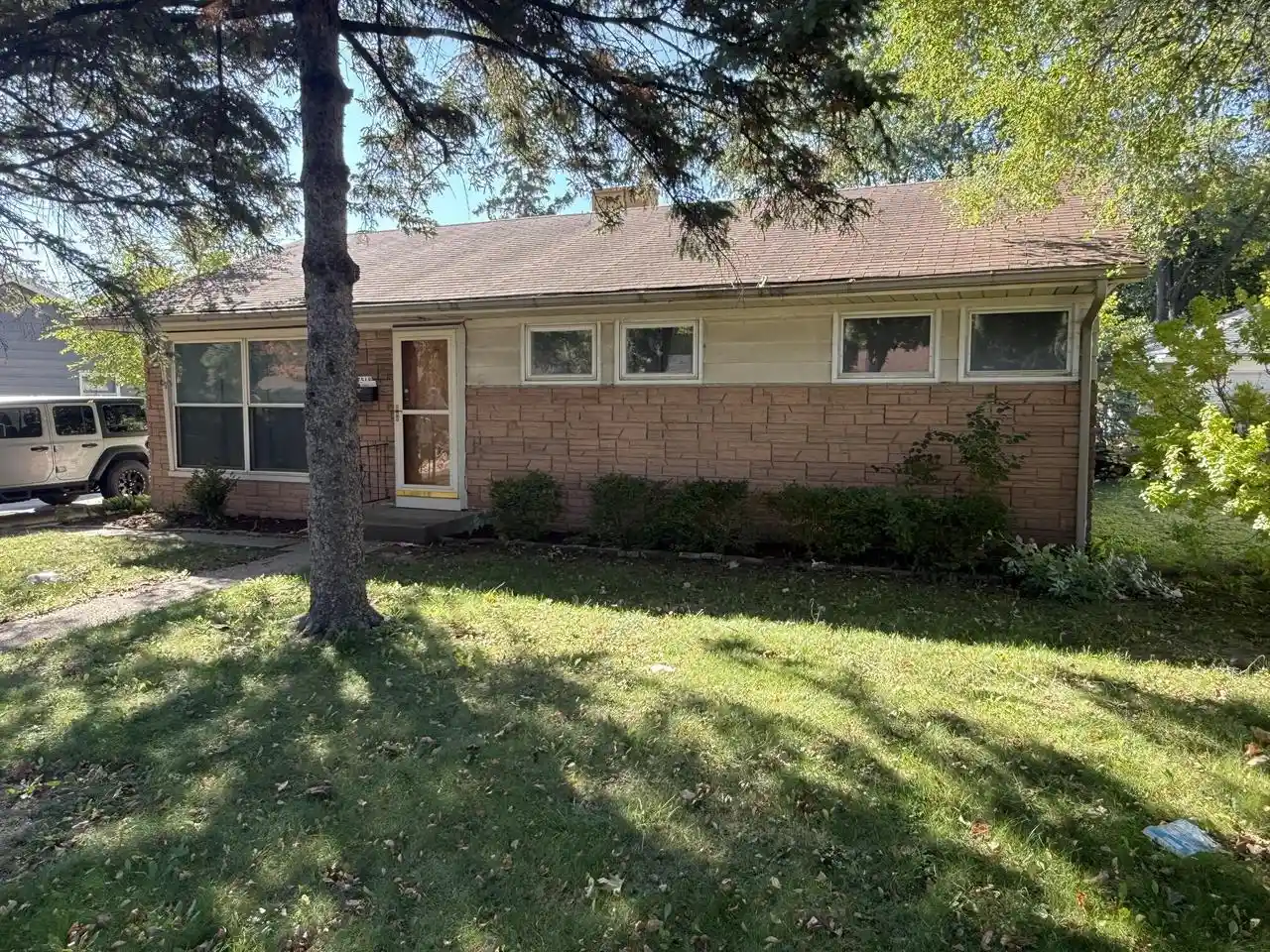 Photo 1 of Single family home for sale at 7519 W Sheridan Ave, Milwaukee, WI 53218 | MLS# 1985927 | Listing updated on 2026-10-23