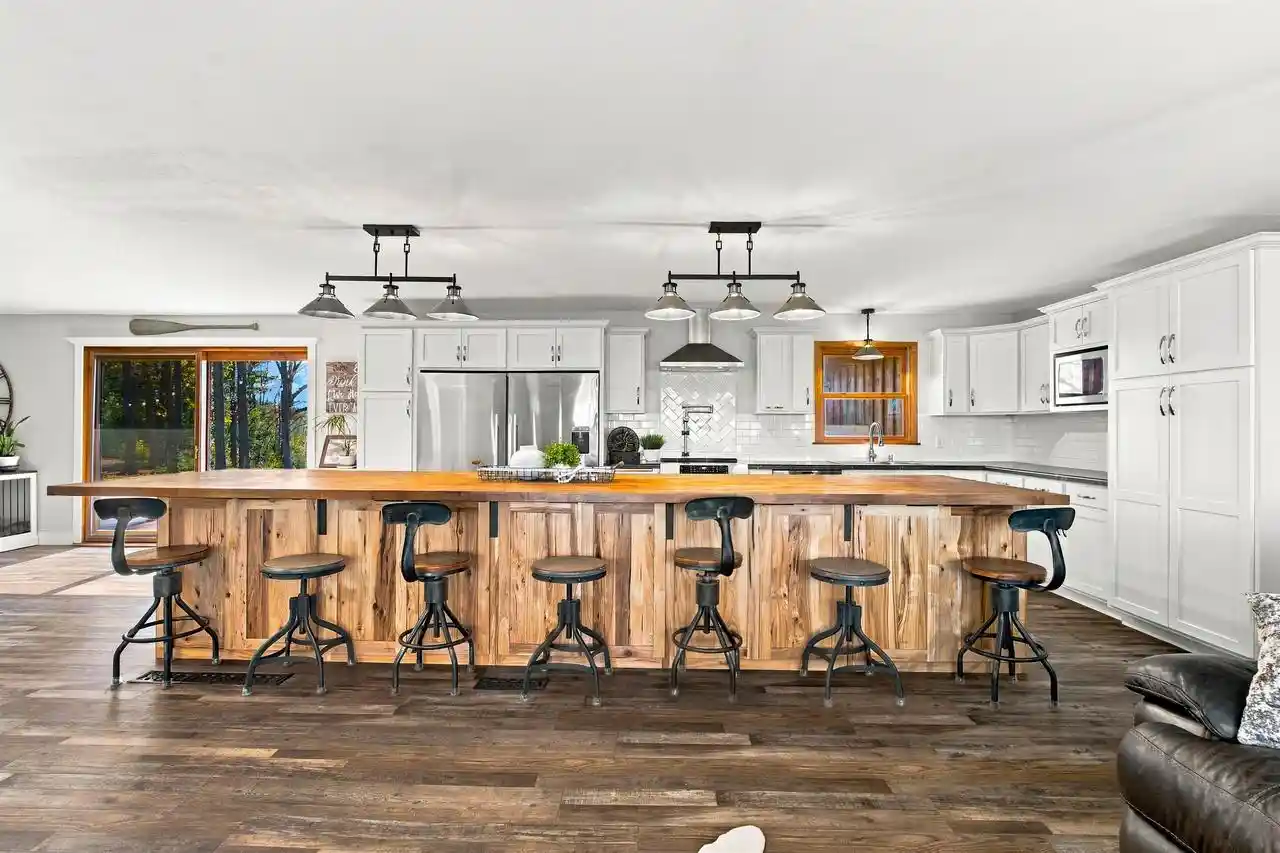 Photo 2 of Single family home for sale at E5323 Haire Rd, Weyauwega, WI 54983 | MLS# 50334817 | Listing updated on 2026-10-28
