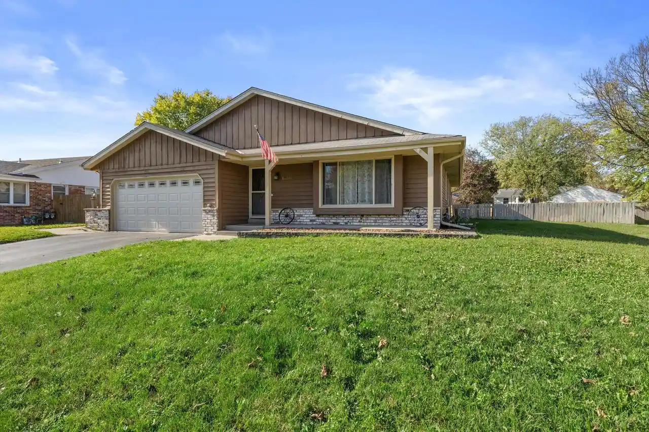 Photo 1 of Single family home for sale at 1860 Haymarket Rd, Waukesha, WI 53189 | MLS# 1985942 | Listing updated on 2026-10-29