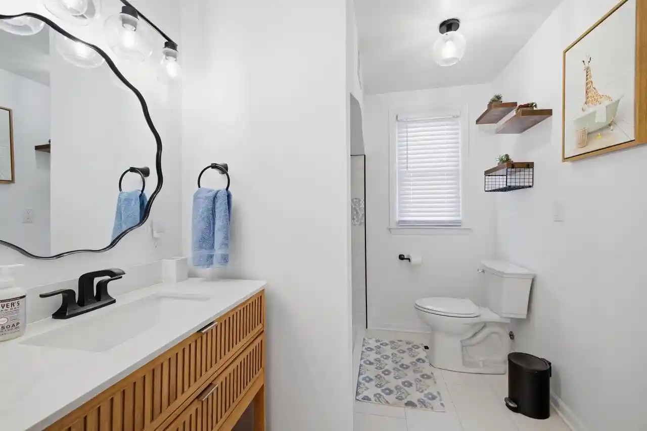 Photo 4 of Single family home for sale at 720 Aspen St, South Milwaukee, WI 53172 | MLS# 1985949 | Listing updated on 2026-10-27