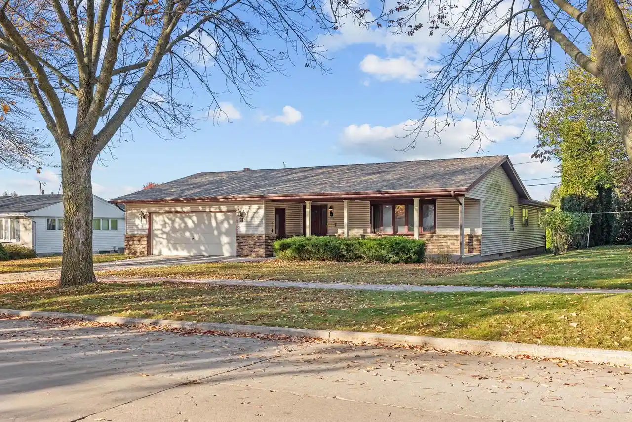 Photo 1 of Single family home for sale at 1716 S 26th Street, Sheboygan, WI 53081 | MLS# 1985959 | Listing updated on 2026-10-24