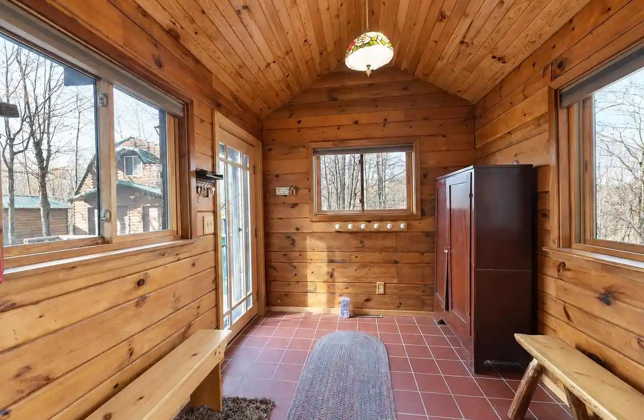 Photo 3 of Single family home for sale at 260 County Rd C, Athelstane, WI 54104 | MLS# 50334824 | Listing updated on 2026-10-23