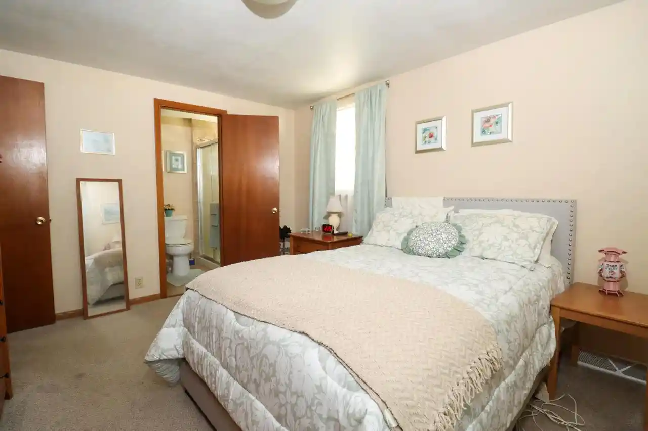 Photo 1 of Single family home for sale at 8544 32nd Avenue, Kenosha, WI 53142 | MLS# 1985967 | Listing updated on 2026-10-26