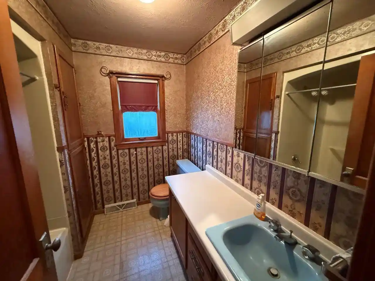 Photo 4 of Single family home for sale at 710 NE 3rd Street, Marion, WI 54950 | MLS# 50334832 | Listing updated on 2026-10-28
