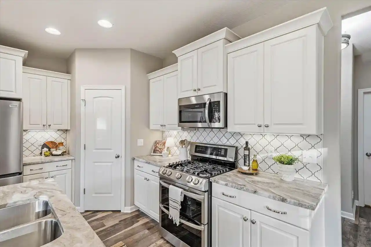 Photo 4 of Single family home for sale at W239n2317 Hawks Meadow Ct, Waukesha, WI 53188 | MLS# 1985977 | Listing updated on 2026-10-26
