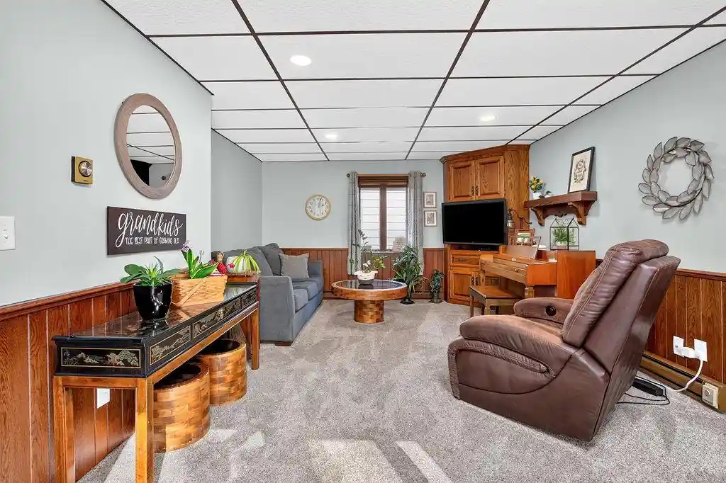 Photo 1 of Single family home for sale at 1410 Green Bay Rd, Kaukauna, WI 54130 | MLS# 50334835 | Listing updated on 2026-10-28
