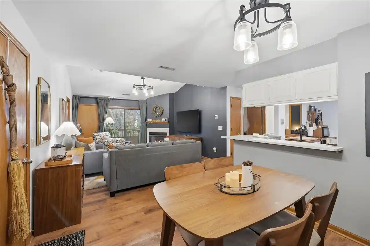 Photo 4 of Condo for sale at 399 N Main St #E, Thiensville, WI 53092 | MLS# 1985988 | Listing updated on 2026-10-23