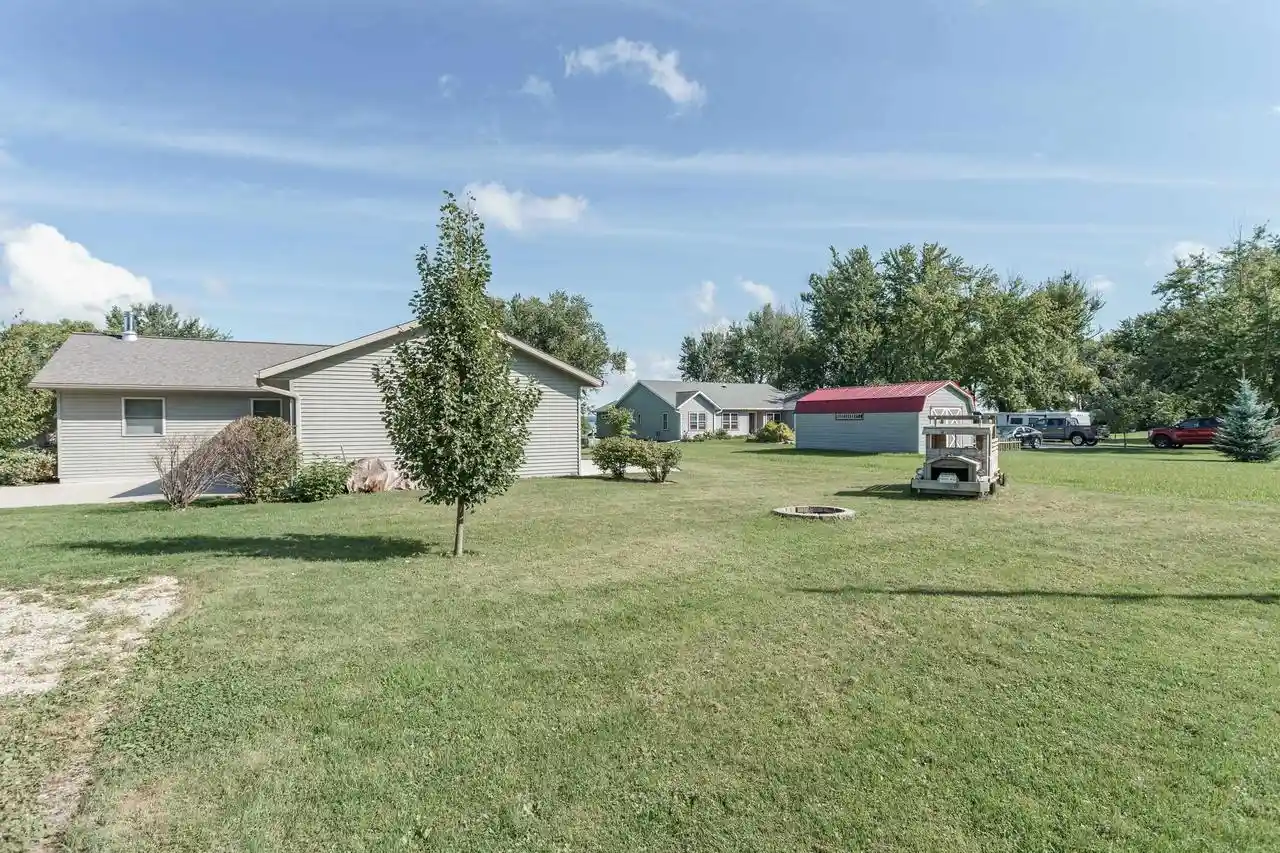 Photo 1 of Single family home for sale at 262 E Front St, Markesan, WI 53946 | MLS# 2035241 | Listing updated on 2026-10-23
