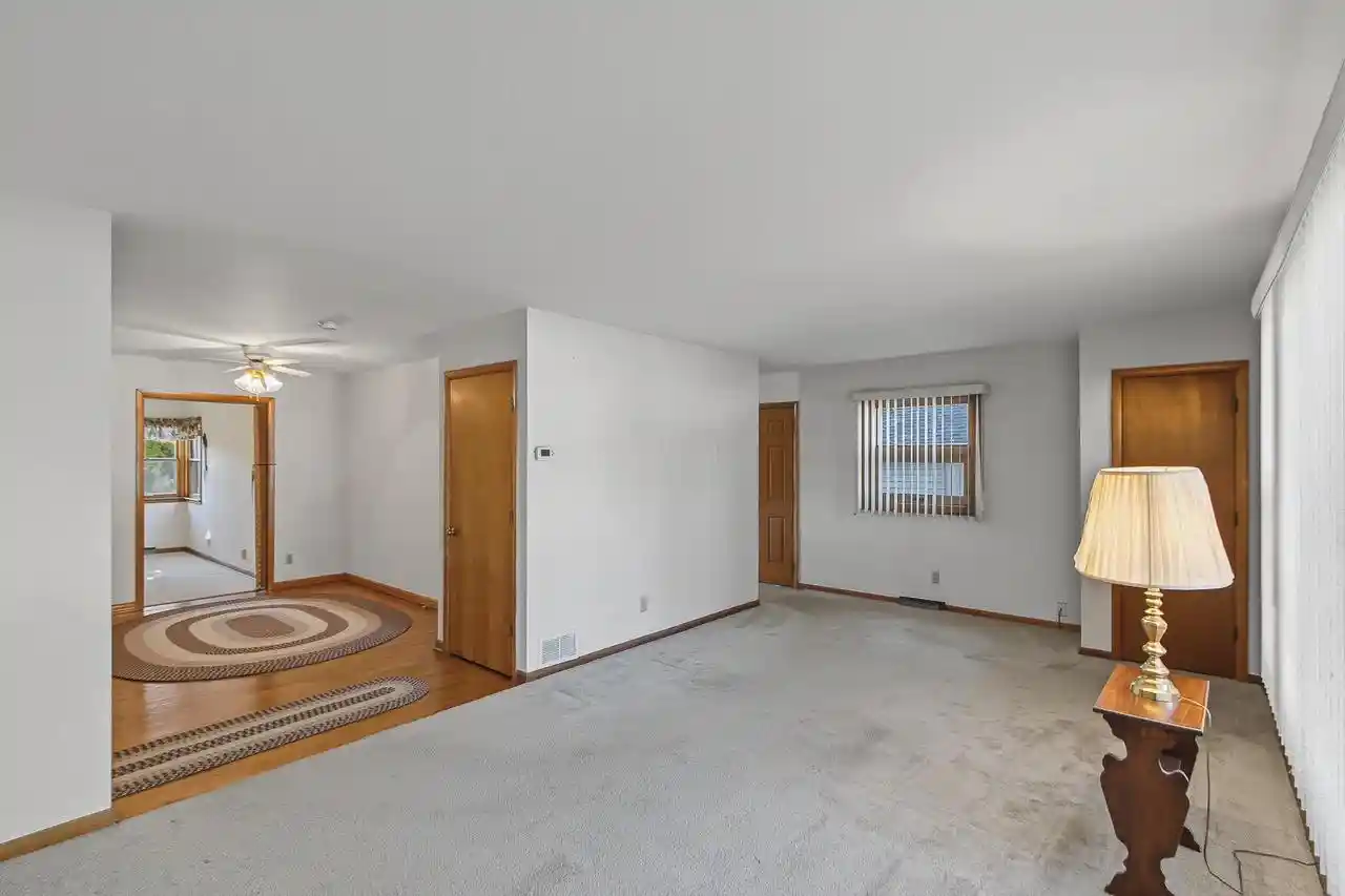 Photo 4 of Single family home for sale at 722 8th Street, Baraboo, WI 53913 | MLS# 2035245 | Listing updated on 2026-10-26