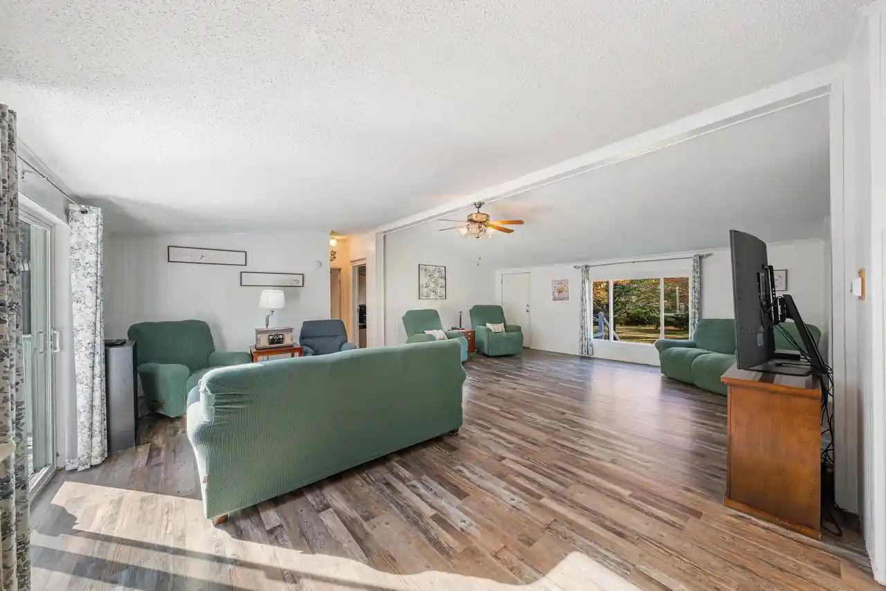 Photo 4 of Single family home for sale at N10714 School Rd, Clintonville, WI 54929 | MLS# 50334853 | Listing updated on 2026-10-28