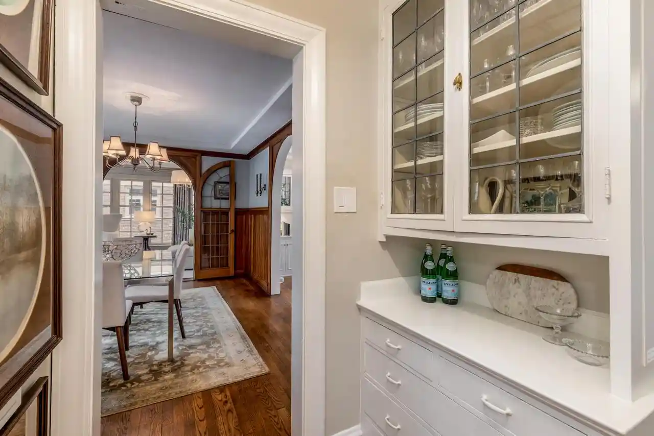 Photo 2 of Single family home for sale at 3482 N Summit Ave, Milwaukee, WI 53211 | MLS# 1986007 | Listing updated on 2026-10-29