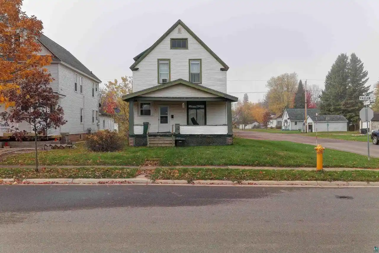Photo 1 of Single family home for sale at 801 Vaughn Ave, Ashland, WI 54806 | MLS# 6128637 | Listing updated on 2026-10-23