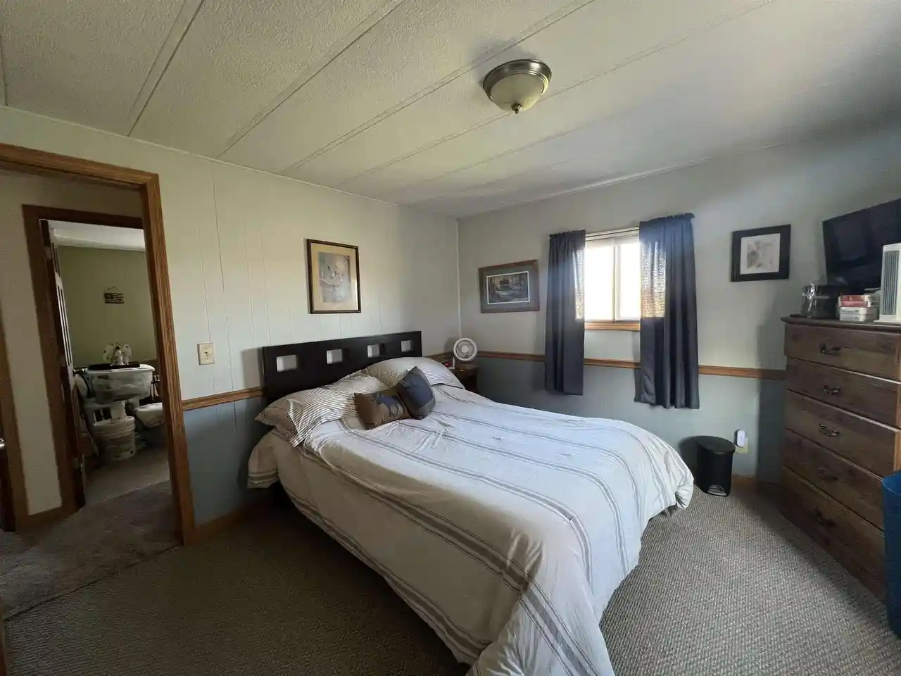 Photo 1 of Single family home for sale at 240 Ridgewood Dr, Viroqua, WI 54665 | MLS# 2035262 | Listing updated on 2026-10-26